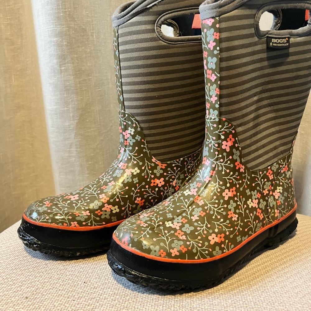 Bogs Kids' Floral Boots - Olive and Coral